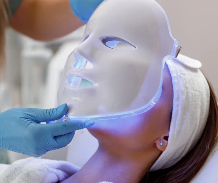 MASK THERAPY LASER VIVES CLINIC